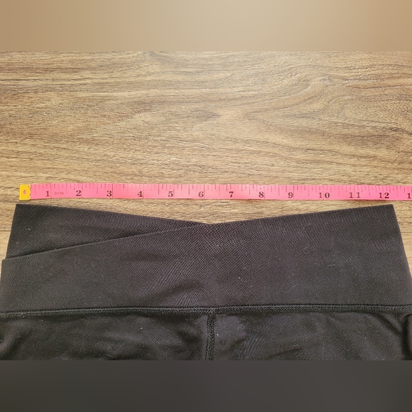 Lululemon Pants - Picture 3 of 10